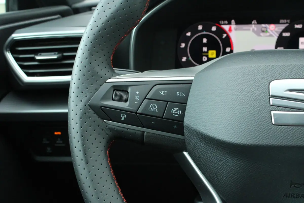 1.5 TSI e-Hybrid 204pk FR PHEV First Edition | 18" Velgen | Dodehoek Detectie | Adaptive Cruise