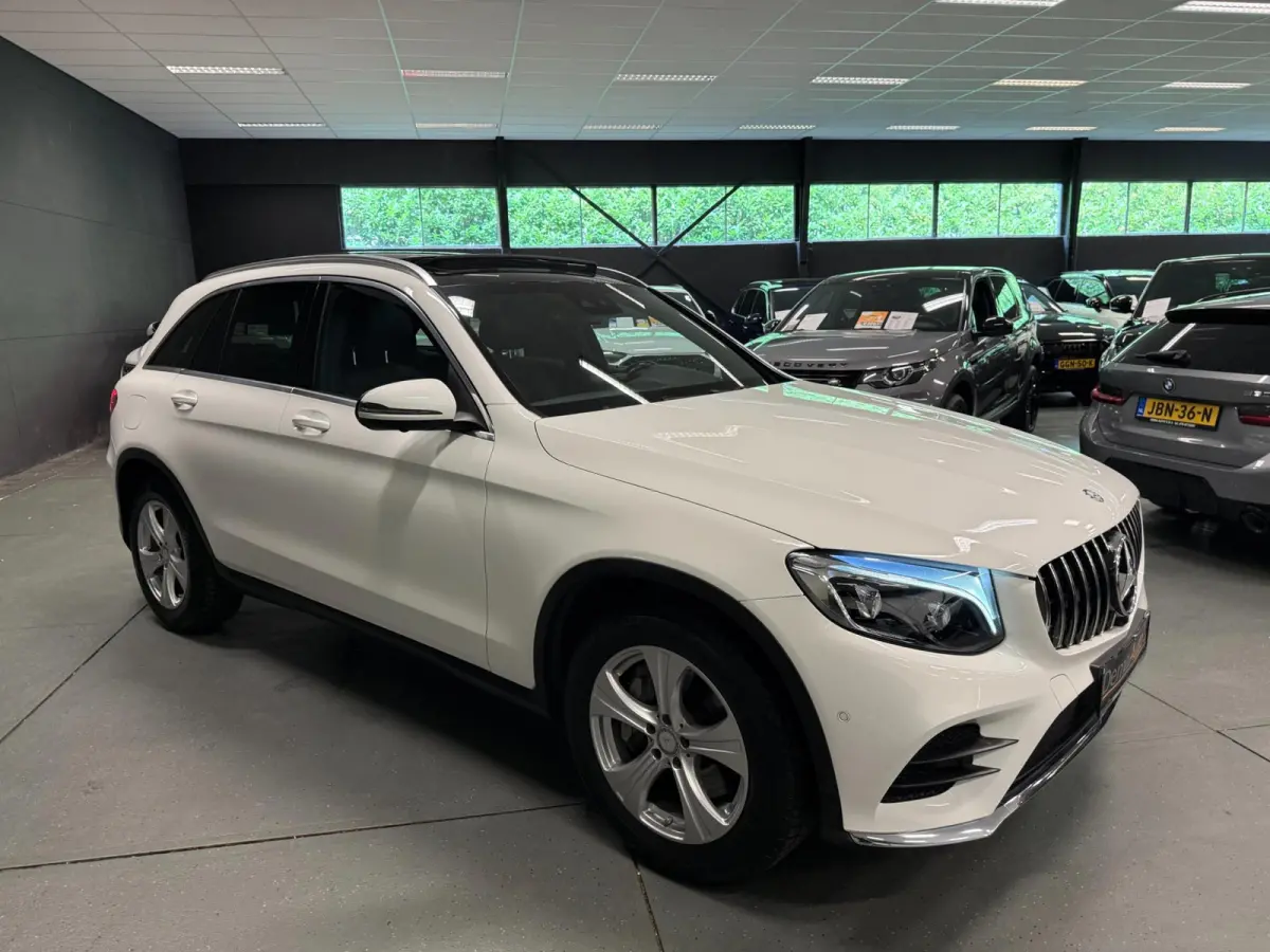 250 4MATIC AMG PANO/NAVI/LEDER/LED/CAM/ECC/PDC/CRUISE/STOEL-M///