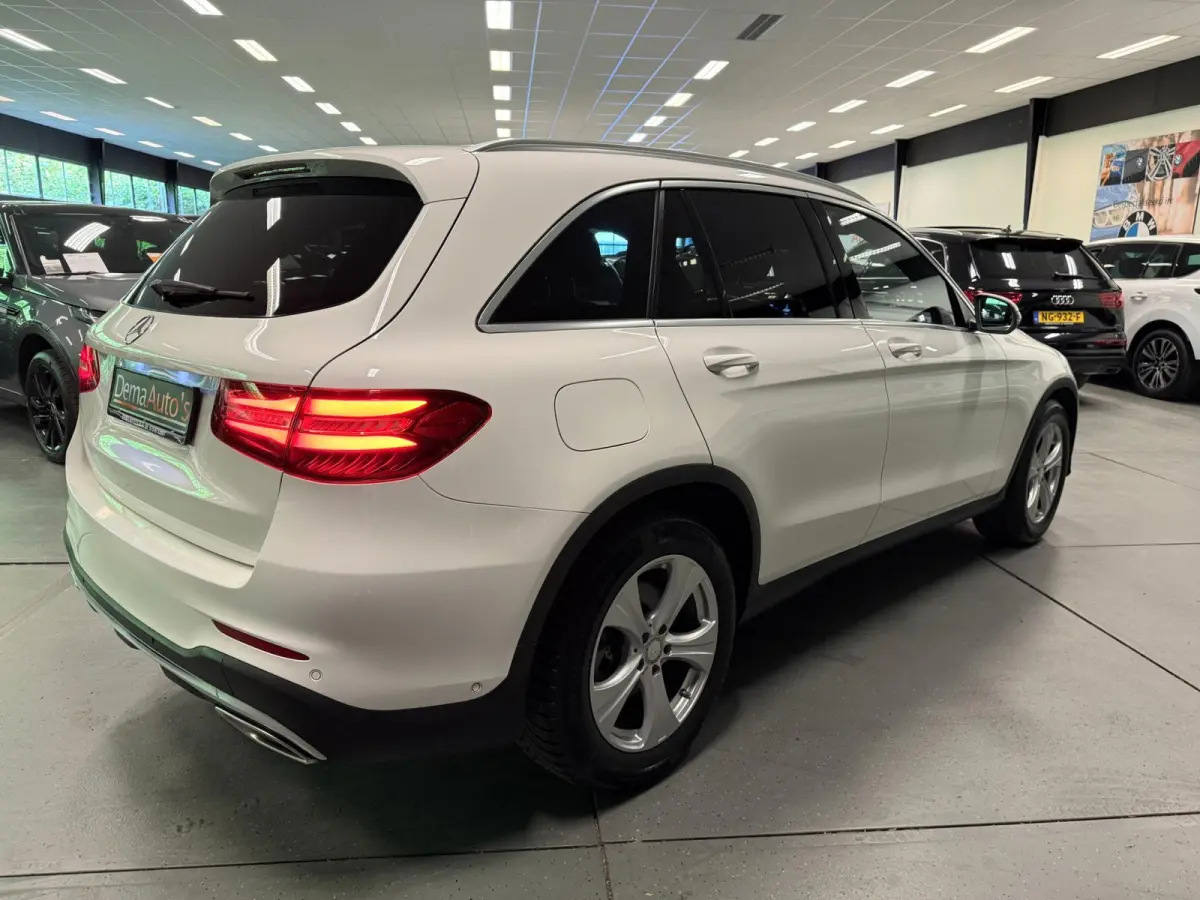 250 4MATIC AMG PANO/NAVI/LEDER/LED/CAM/ECC/PDC/CRUISE/STOEL-M///