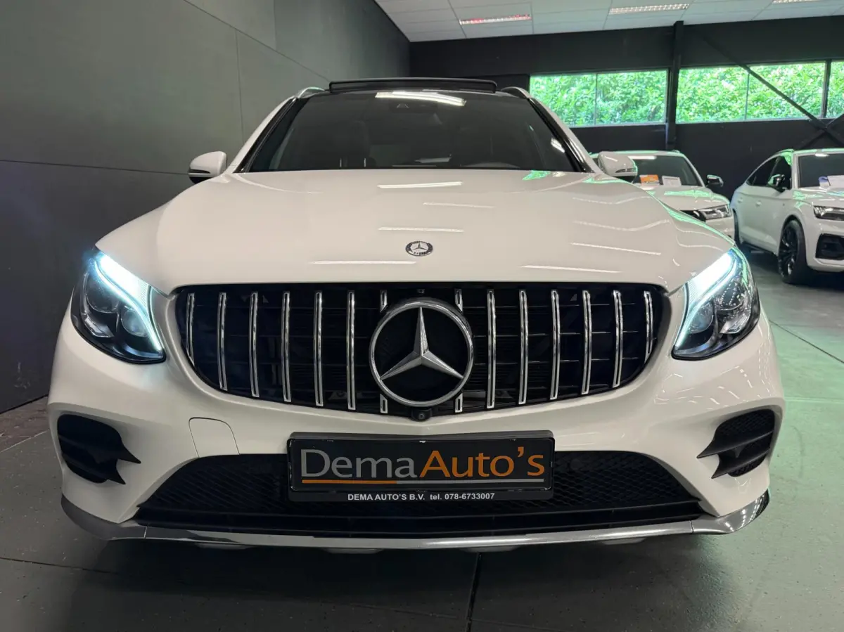 250 4MATIC AMG PANO/NAVI/LEDER/LED/CAM/ECC/PDC/CRUISE/STOEL-M///