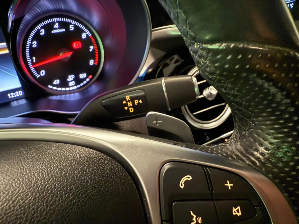 250 4MATIC AMG PANO/NAVI/LEDER/LED/CAM/ECC/PDC/CRUISE/STOEL-M///