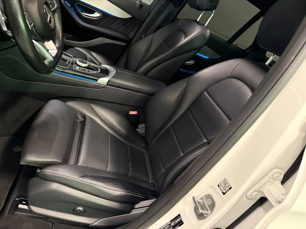 250 4MATIC AMG PANO/NAVI/LEDER/LED/CAM/ECC/PDC/CRUISE/STOEL-M///
