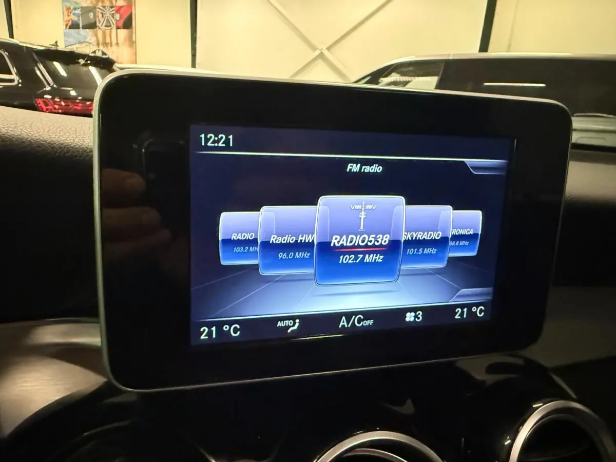 250 4MATIC AMG PANO/NAVI/LEDER/LED/CAM/ECC/PDC/CRUISE/STOEL-M///