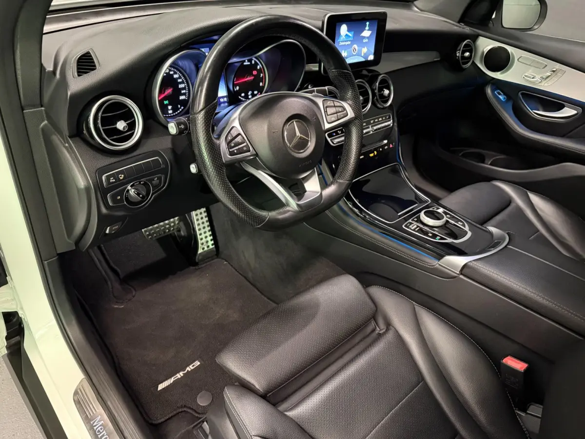 250 4MATIC AMG PANO/NAVI/LEDER/LED/CAM/ECC/PDC/CRUISE/STOEL-M///