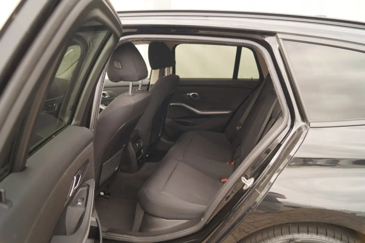 318d Automaat Executive -NAVI-ECC-