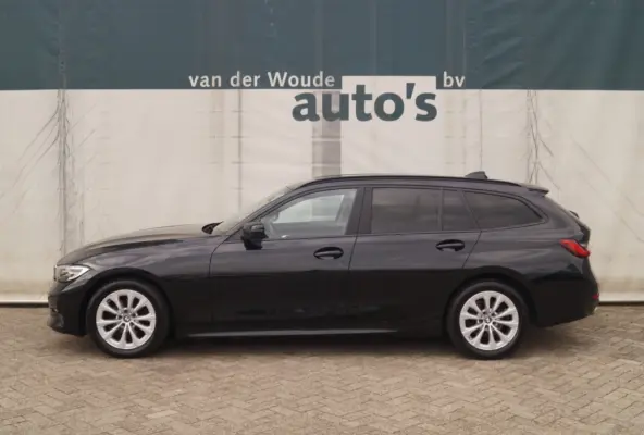 318d Automaat Executive -NAVI-ECC-