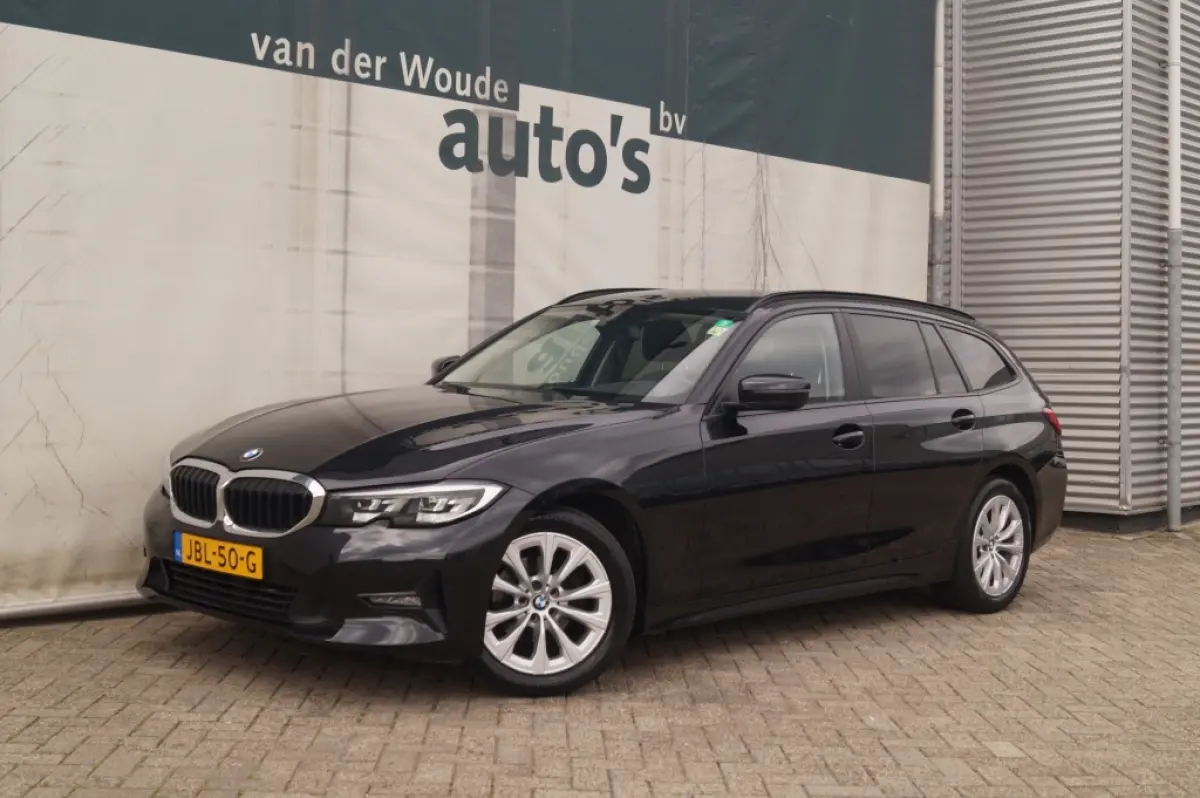 318d Automaat Executive -NAVI-ECC-
