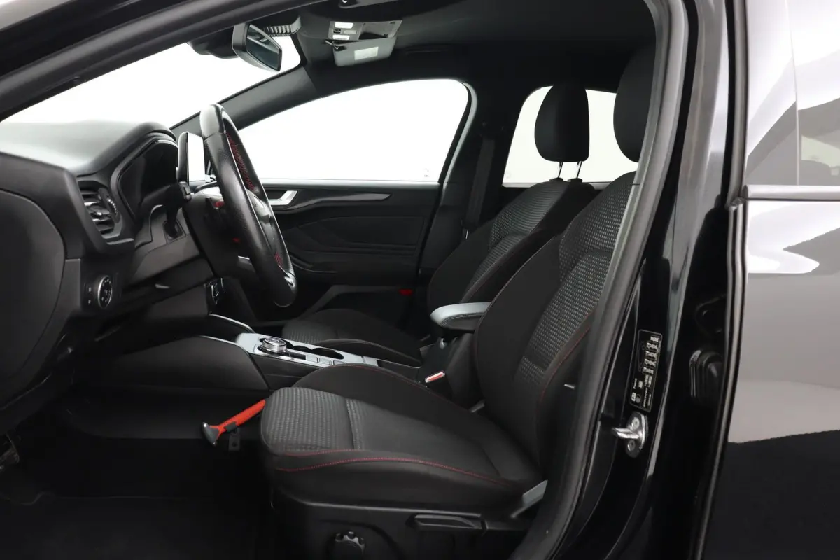 1.5 EcoBoost ST Line Business | B&O | Adap Cruise | Navigatie | CarPlay
