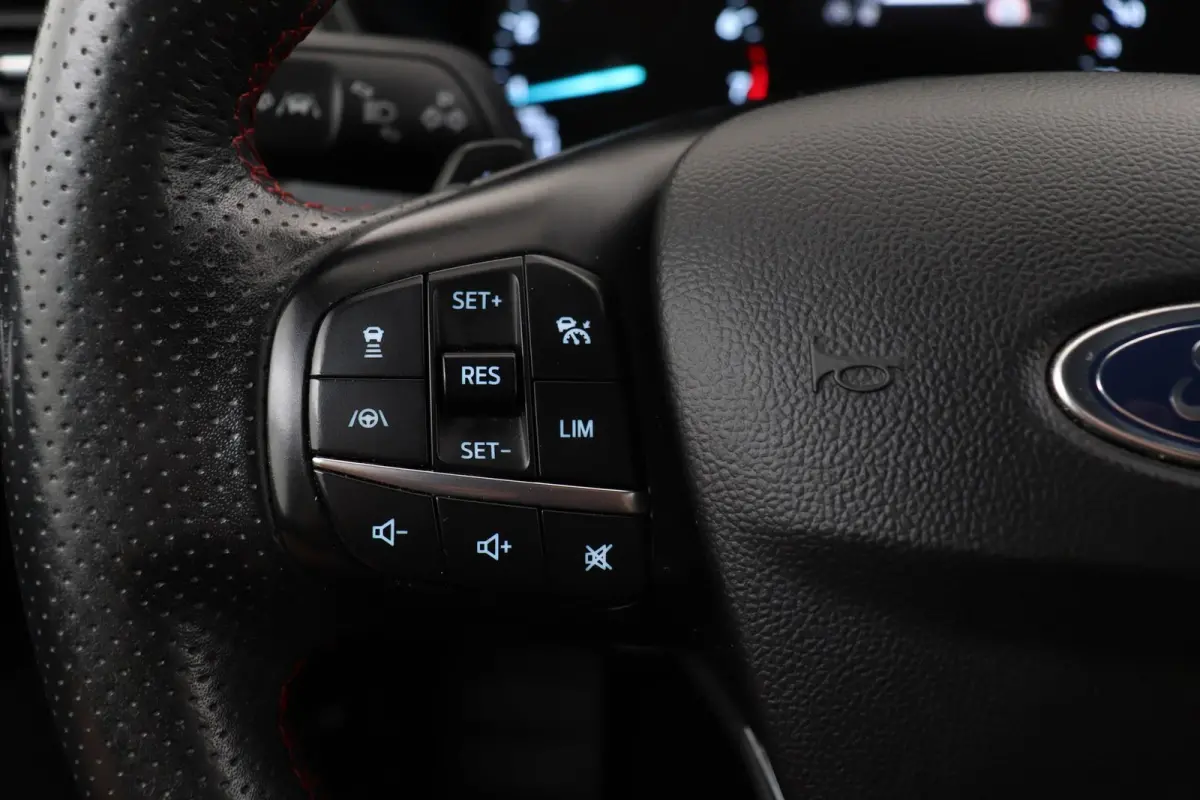 1.5 EcoBoost ST Line Business | B&O | Adap Cruise | Navigatie | CarPlay
