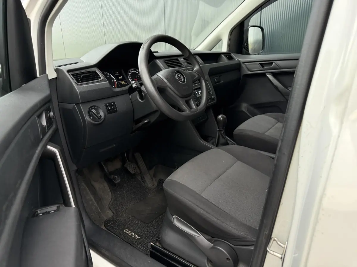 Bestel 2.0 TDI L1H1 Splitter - 18 Inch - Verlaagd.