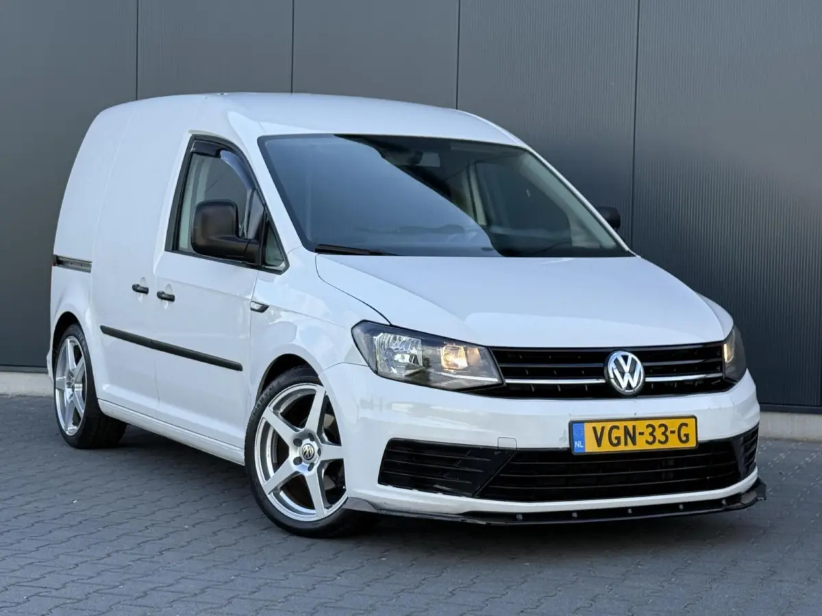 Bestel 2.0 TDI L1H1 Splitter - 18 Inch - Verlaagd.