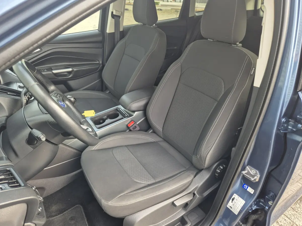 1.5 EcoBoost Titanium ,airco,cruise,applecarplay/android,navigatie/camera,parkeersensoren,trekhaak,