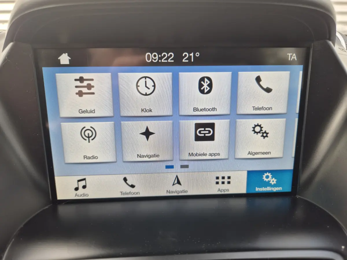 1.5 EcoBoost Titanium ,airco,cruise,applecarplay/android,navigatie/camera,parkeersensoren,trekhaak,