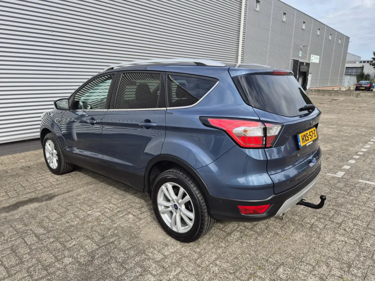 1.5 EcoBoost Titanium ,airco,cruise,applecarplay/android,navigatie/camera,parkeersensoren,trekhaak,