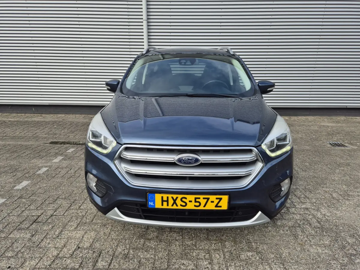 1.5 EcoBoost Titanium ,airco,cruise,applecarplay/android,navigatie/camera,parkeersensoren,trekhaak,