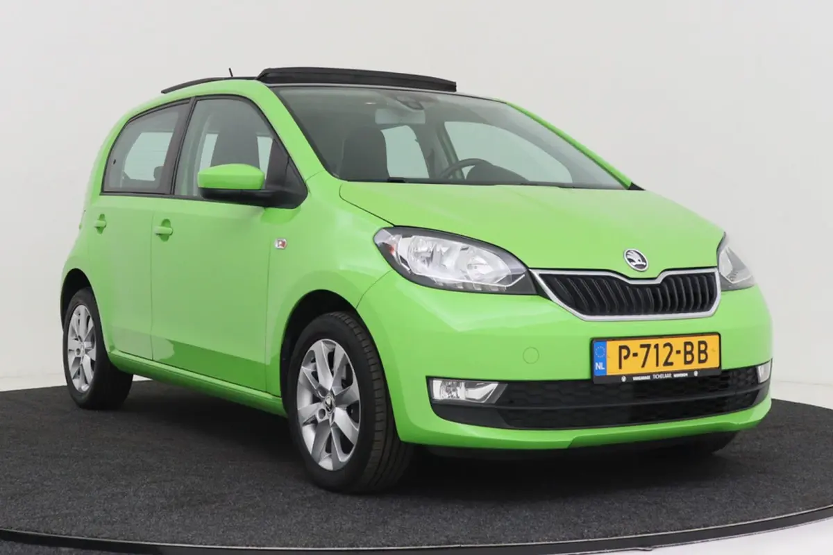 1.0 Gr tech Style | Panoramadak | Airco | Automaat | Parkeersensoren |