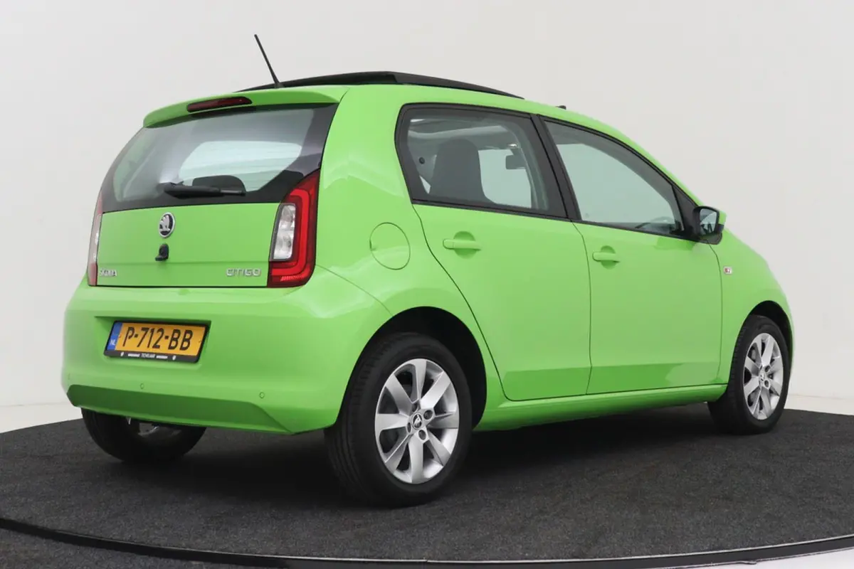 1.0 Gr tech Style | Panoramadak | Airco | Automaat | Parkeersensoren |