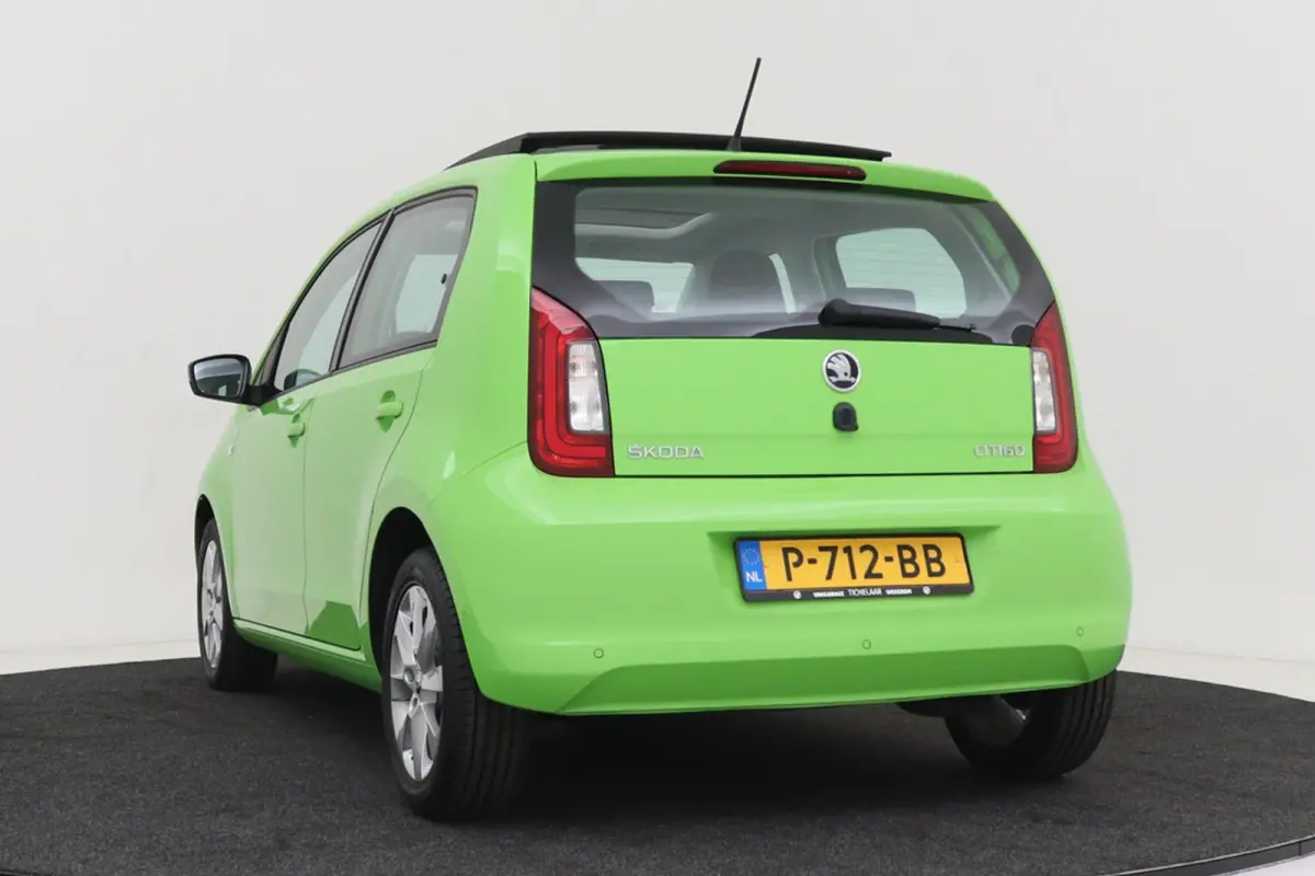 1.0 Gr tech Style | Panoramadak | Airco | Automaat | Parkeersensoren |