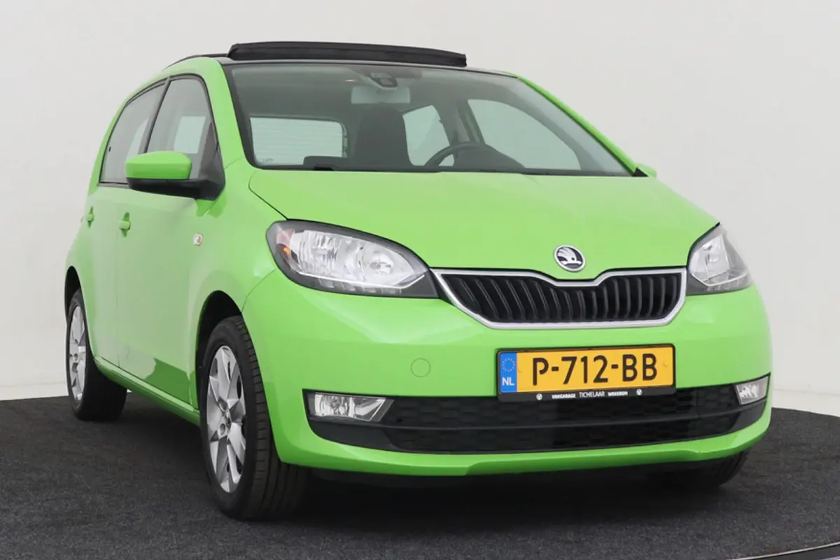 1.0 Gr tech Style | Panoramadak | Airco | Automaat | Parkeersensoren |