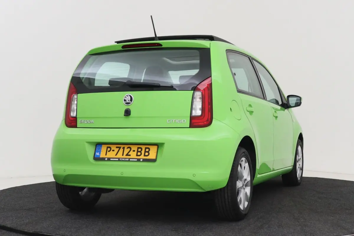 1.0 Gr tech Style | Panoramadak | Airco | Automaat | Parkeersensoren |