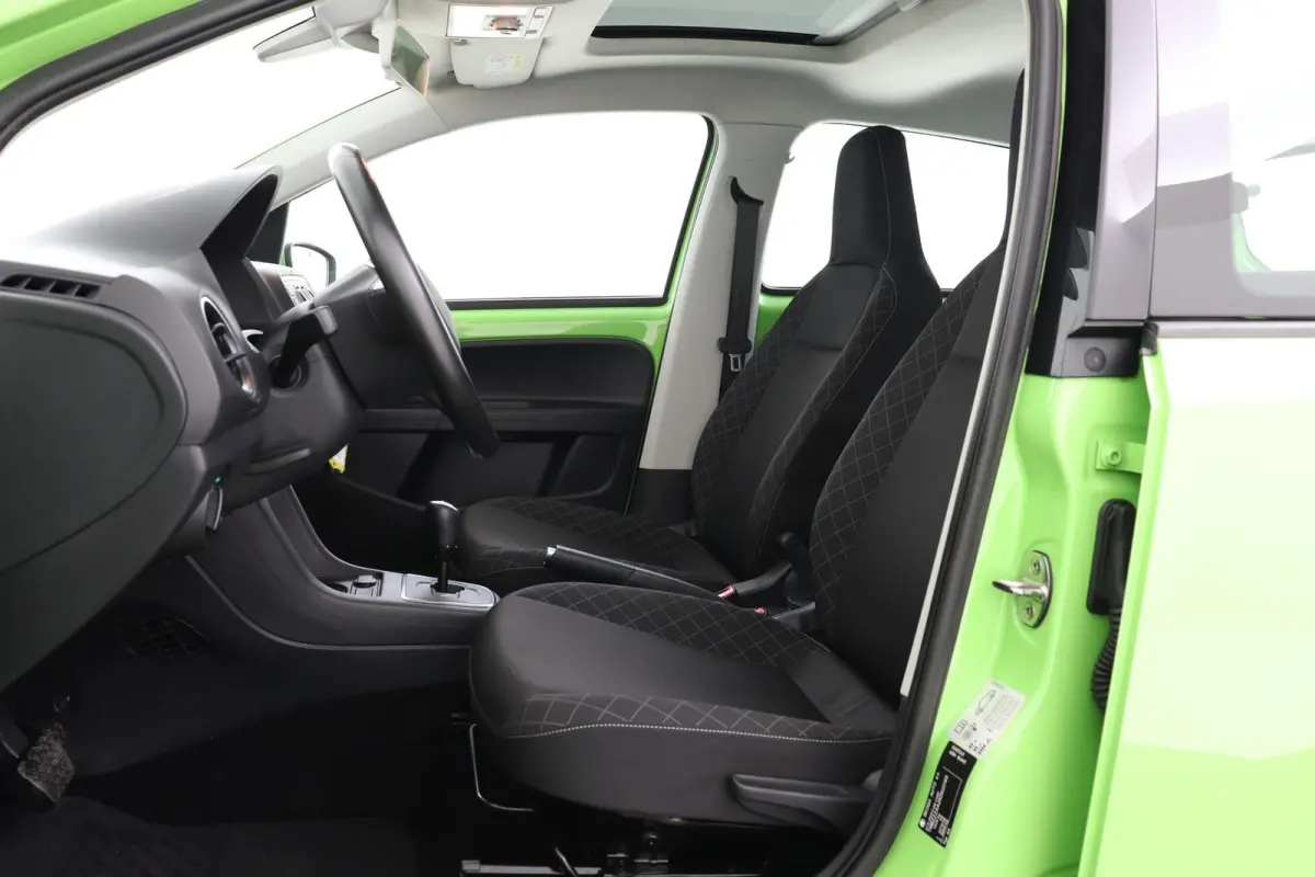 1.0 Gr tech Style | Panoramadak | Airco | Automaat | Parkeersensoren |