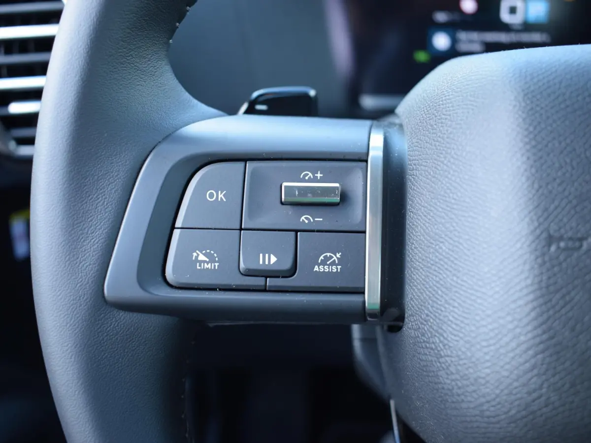 1.2 Puretech Plus | NAVIGATIE & CARPLAY | ACHTERUITRIJCAMERA MET SENSOREN | E.C.C. |