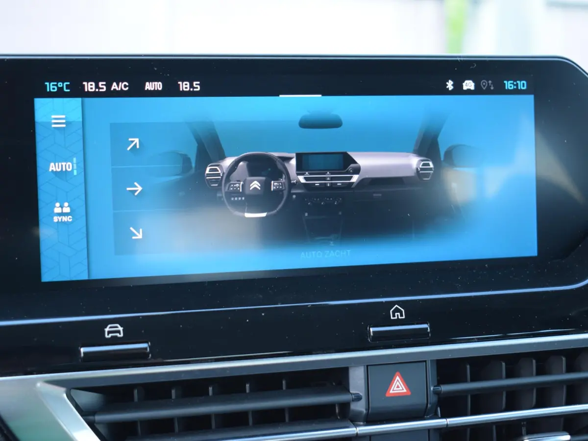 1.2 Puretech Plus | NAVIGATIE & CARPLAY | ACHTERUITRIJCAMERA MET SENSOREN | E.C.C. |