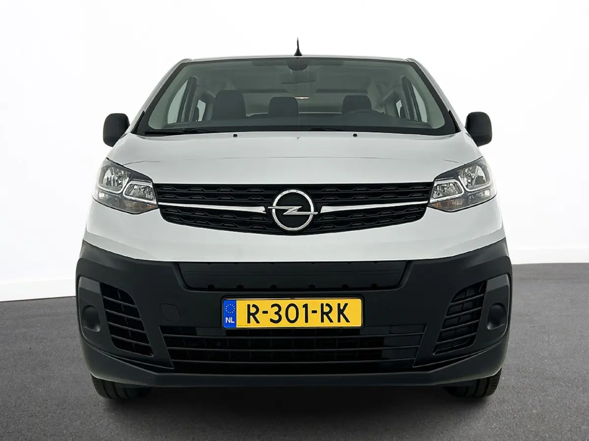 L3H1 75 kWh 9-persoons PERSONENBUS Airco Navi PDCA