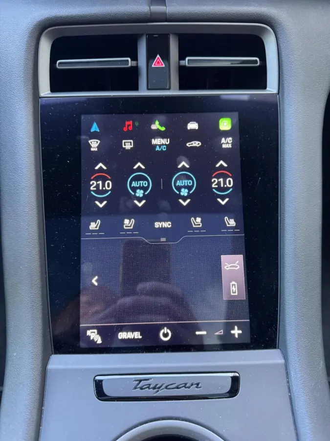 4 S 93 kWh 572 PK|Btw Auto!|IJsgrijs Metallic|Bijrijder display|Head-up|Zeer exclusief: Leder-alcantara bekleding|Stoelkoeling/verwarming+stuur|Sport Chrono|Panorama dak|Adaptive Cruise|perf