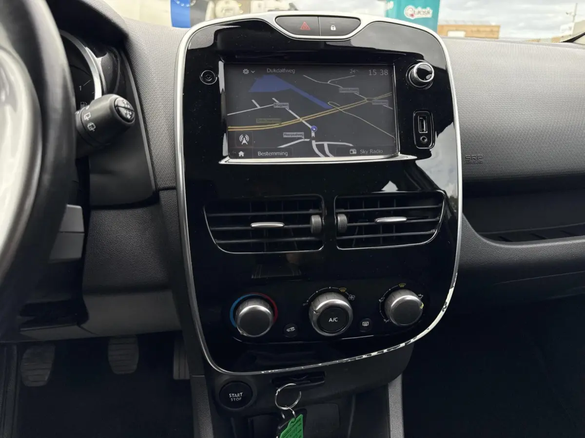0.9 TCe Expression - NAVI/AIRCO/CRUISE