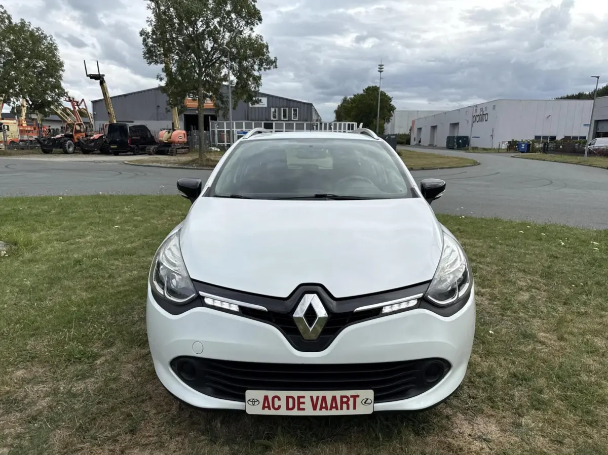0.9 TCe Expression - NAVI/AIRCO/CRUISE