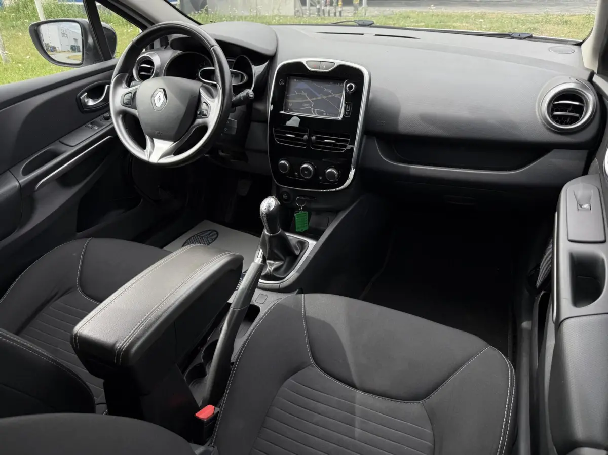 0.9 TCe Expression - NAVI/AIRCO/CRUISE