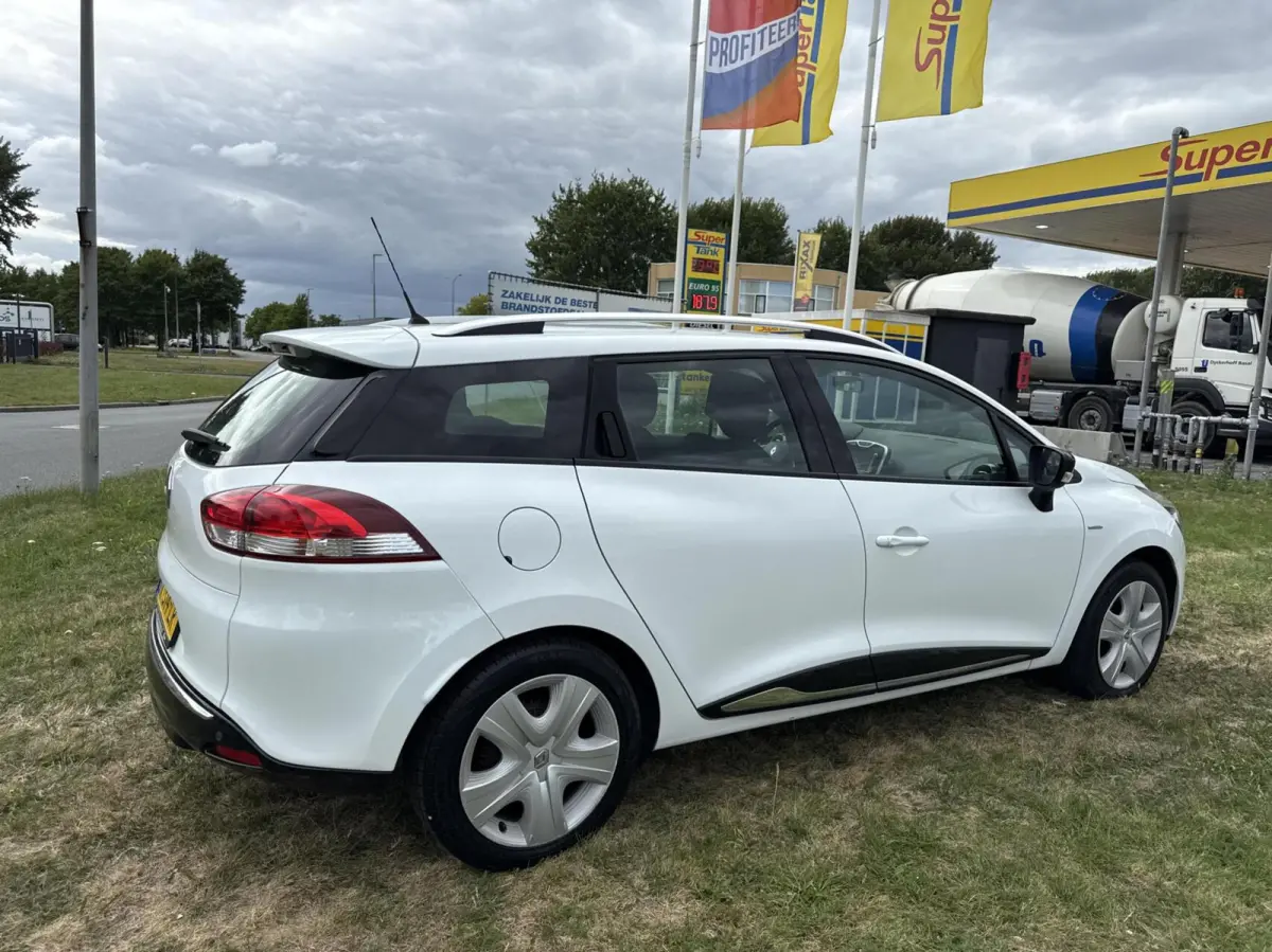 0.9 TCe Expression - NAVI/AIRCO/CRUISE