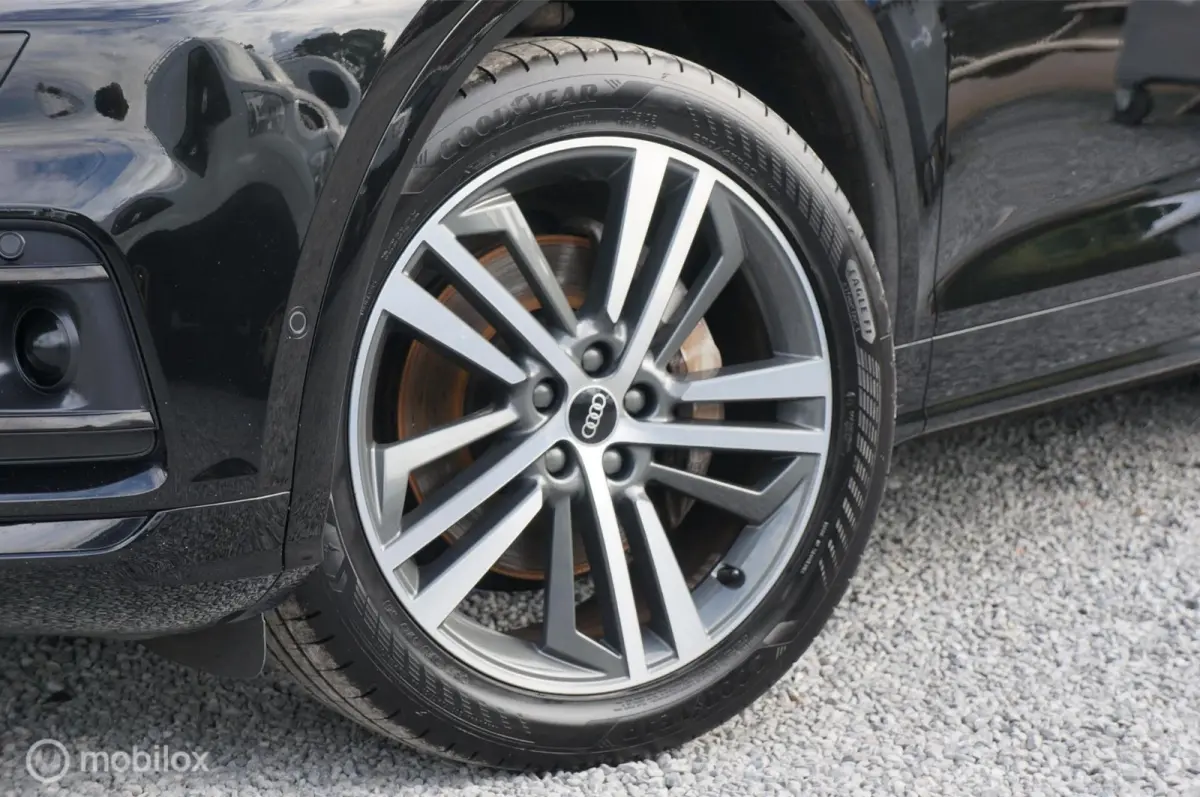 55 TFSI e Quattro S Line Competition Apple/Android!