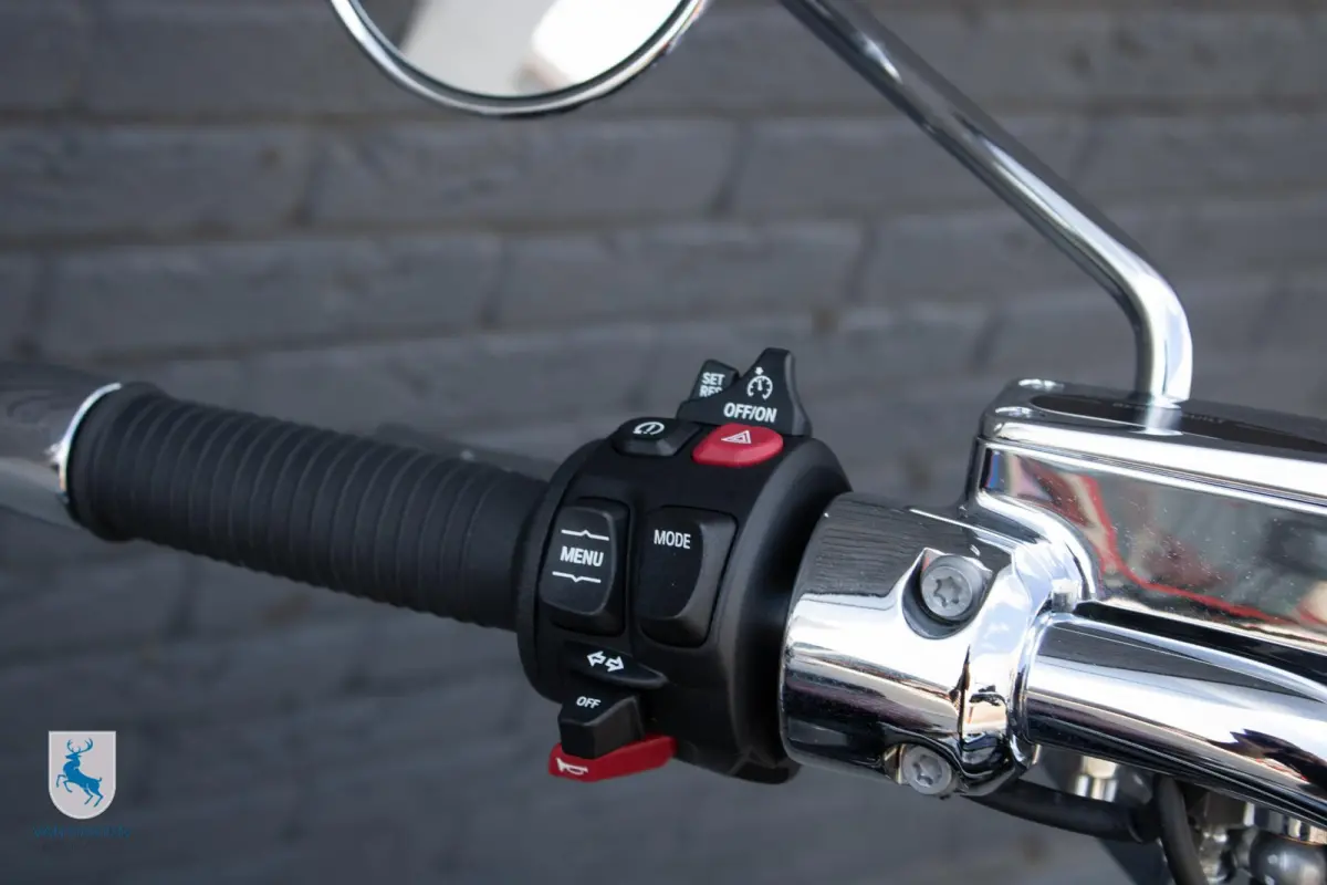 100 Years / Akrapovic / BTW
