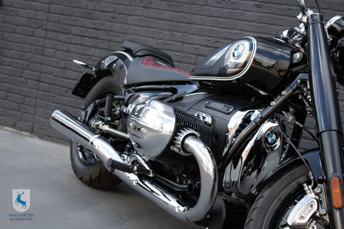100 Years / Akrapovic / BTW