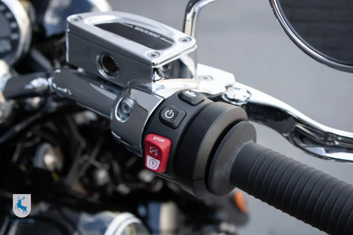100 Years / Akrapovic / BTW