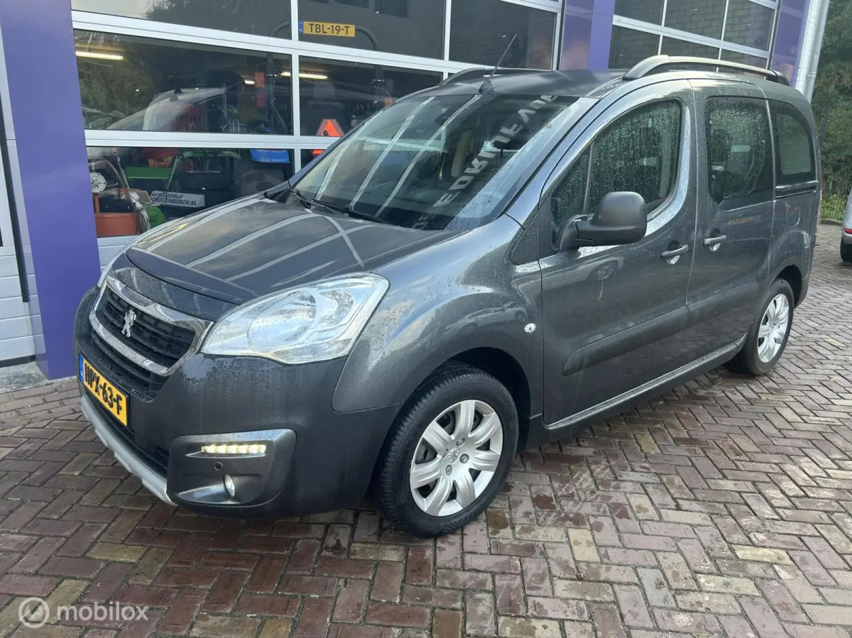 1.2 PureTech Active * AIRCO * NAVI *