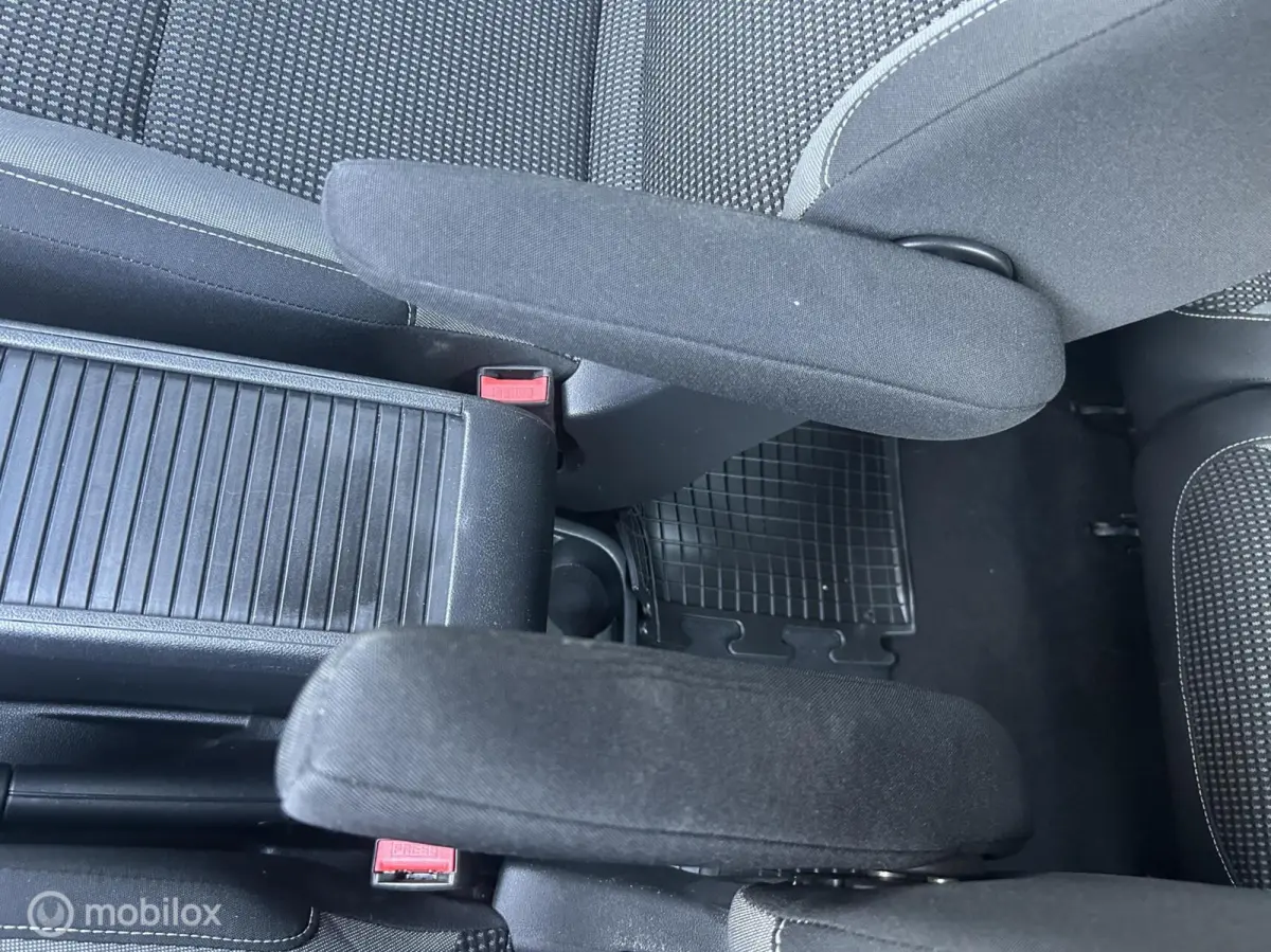 1.2 PureTech Active * AIRCO * NAVI *