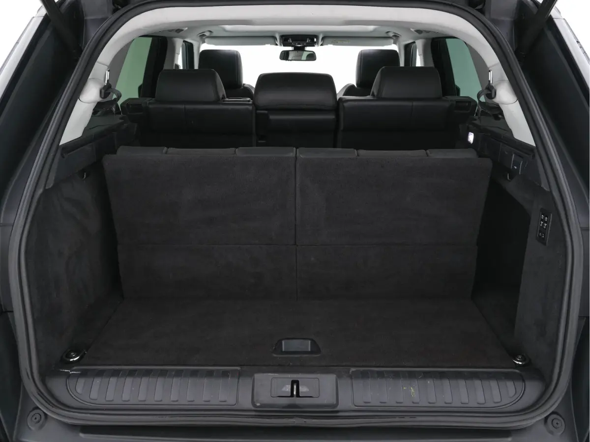 3.0 TDV6 HSE Dynamic [ 7-Pers ] Aut. *PANO | LEATHER | BI-XENON | NAVI-FULLMAP | CAMERA | CRUISE | HEAD-UP | MEMORY-PACK | HEATED-COMFORTSEATS | PRIVACY-GLASS | SHIFT-PADDLES | TOWBAR | 20"A