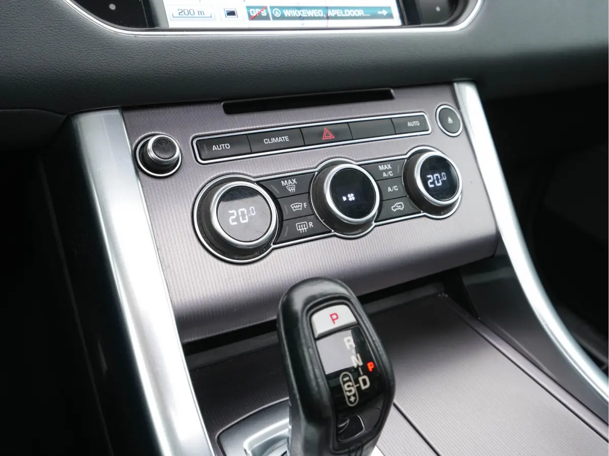 3.0 TDV6 HSE Dynamic [ 7-Pers ] Aut. *PANO | LEATHER | BI-XENON | NAVI-FULLMAP | CAMERA | CRUISE | HEAD-UP | MEMORY-PACK | HEATED-COMFORTSEATS | PRIVACY-GLASS | SHIFT-PADDLES | TOWBAR | 20"A