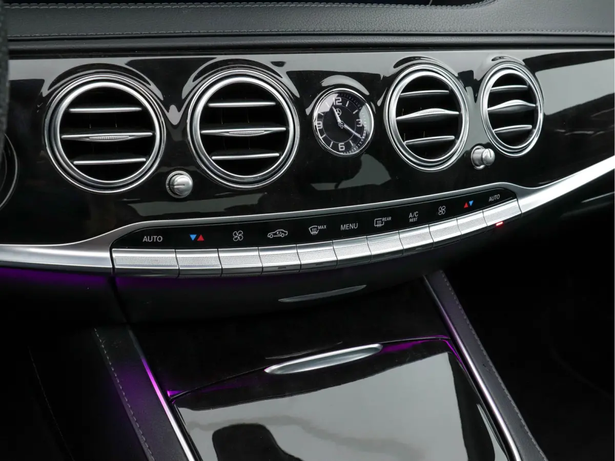 400d AMG-Line 4-Matic Lang Aut. *PANO | LEATHER | DISTRONIC | BURMESTER | TOPVIEW | KEYLESS | BLINDSPOT | AIRMATIC | FULL-LED |  MEMORY-PACK  | WIDESCREEN-DIGI-COCKPIT | AMBIENTLIGHT |  HEAT