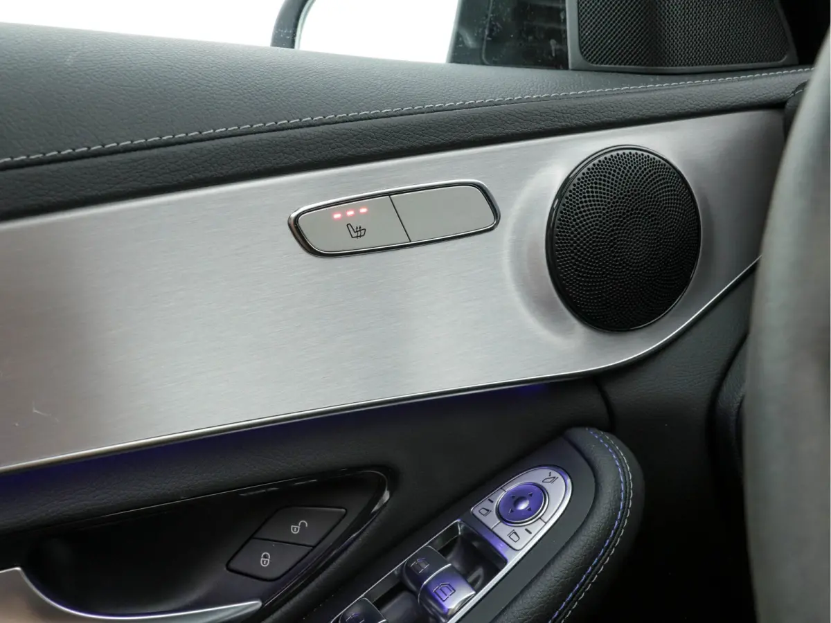 300 e AMG-Sportpack Limited Business Solution (Plug-in) (INCL-BTW) Aut. *PANO | LEATHER-ALCANTARA | FULL-LED | NAVI-FULLMAP | TOPVIEW | BLINDSPOT | PREMIUM-AUDIO | DAB | CARPLAY | AMBIENTLIG