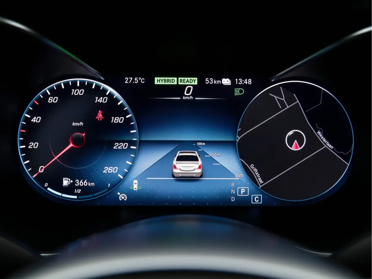 300 e AMG-Sportpack Limited Business Solution (Plug-in) (INCL-BTW) Aut. *PANO | LEATHER-ALCANTARA | FULL-LED | NAVI-FULLMAP | TOPVIEW | BLINDSPOT | PREMIUM-AUDIO | DAB | CARPLAY | AMBIENTLIG