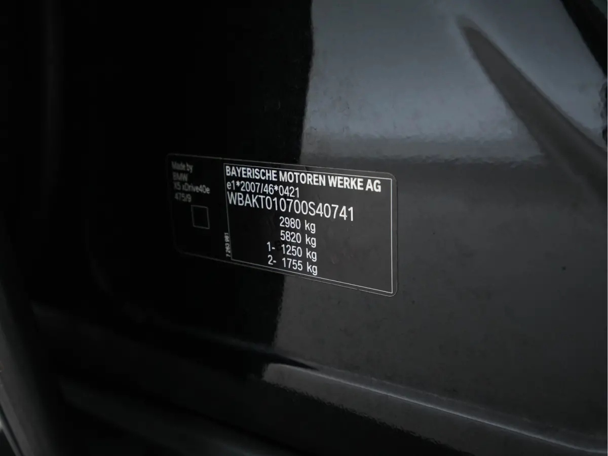 xDrive 40e Plug-In Aut. *LEATHER | NAVI-FULLMAP | BI-XENON | ECC | PDC | CRUISE | COMFORT-SEATS |  18"ALU*