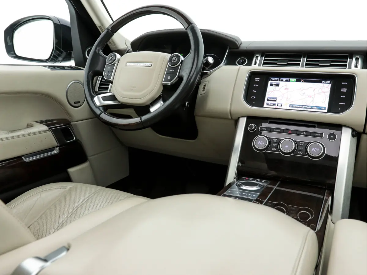 3.0 TDV6 Vogue Aut. *PANO | LEATHER | NAVI-FULLMAP | DIGI-COCKPIT | TOPVIEW | BI-XENON | MERIDIAN-AUDIO | MEMORY-PACK | AIRSUSPENSION | HEATED-COMFORTSEATS | SHIFTPADDLES | 20"ALU*