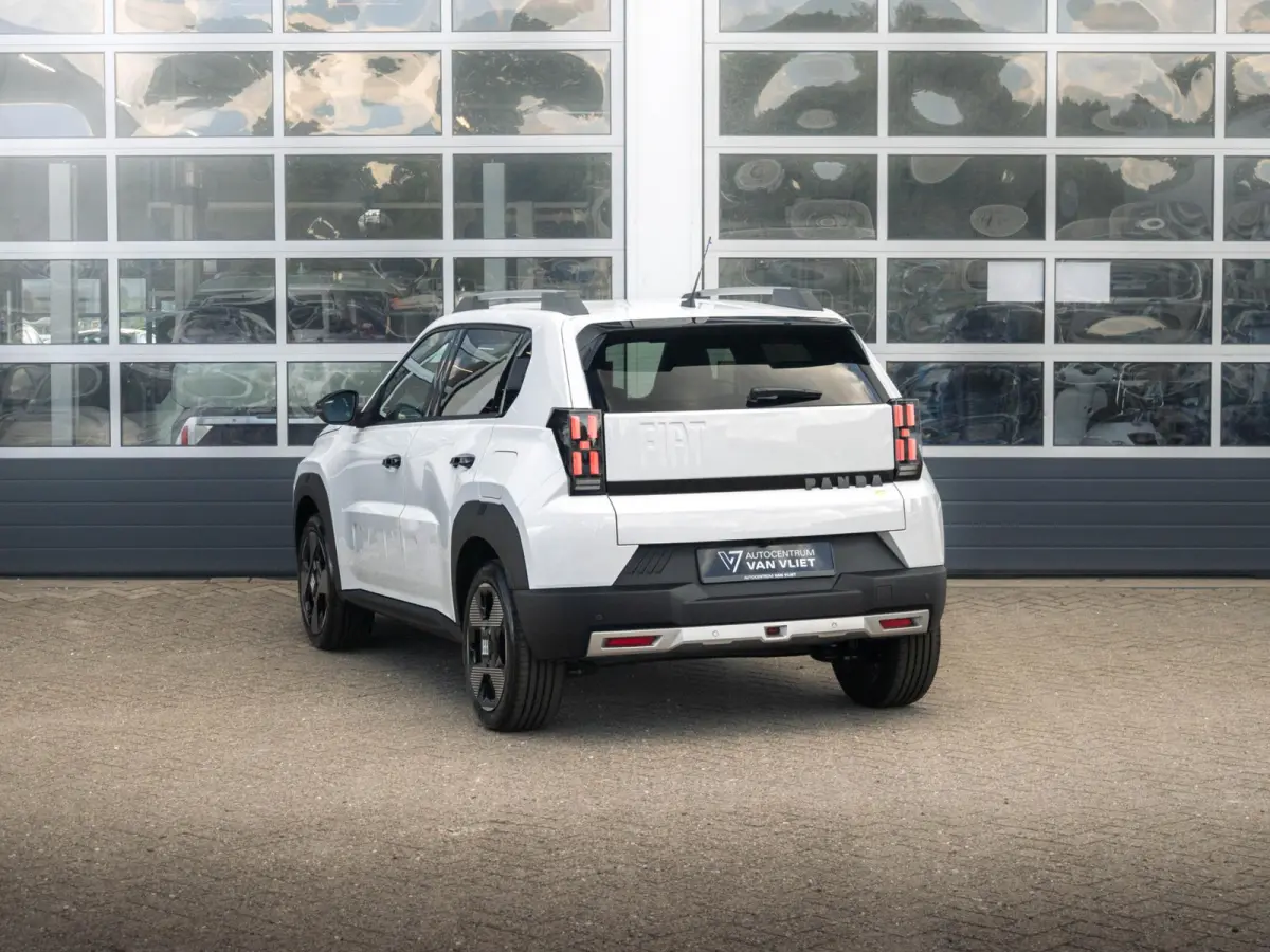 La Prima 11 kW 44 kWh | Uit voorraad leverbaar | Clima | Cruise | Camera | Apple Carplay | 17" | Navi | Winter Pack