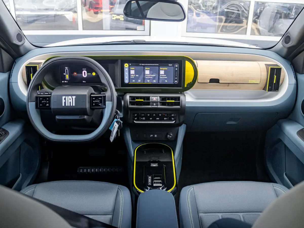 La Prima 11 kW 44 kWh | Uit voorraad leverbaar | Clima | Cruise | Camera | Apple Carplay | 17" | Navi | Winter Pack