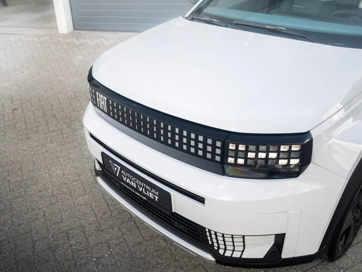 La Prima 11 kW 44 kWh | Uit voorraad leverbaar | Clima | Cruise | Camera | Apple Carplay | 17" | Navi | Winter Pack