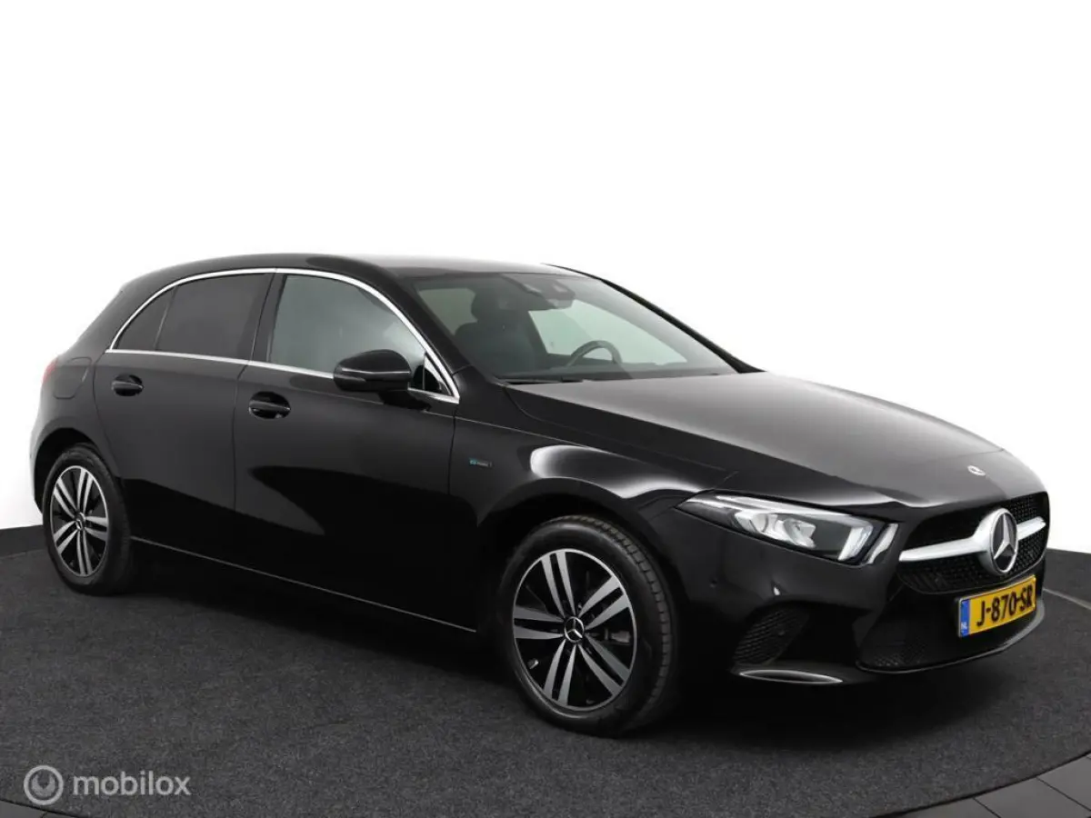250e 218pk Plug in Hybride NL Auto | 95,1% SOH | widescreen | Sfeerverlichting | Leder | 360 Camera | Vol Opties | NL Auto | DEALER-STAAT